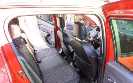 Renault Sandero II рестайлинг, 2015 год, 820 000 рублей, 3 фотография