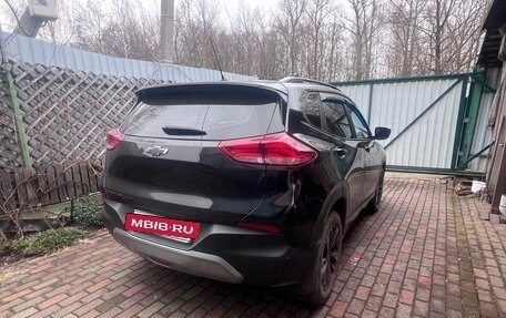 Chevrolet Tracker, 2022 год, 1 650 000 рублей, 4 фотография