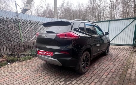 Chevrolet Tracker, 2022 год, 1 650 000 рублей, 3 фотография