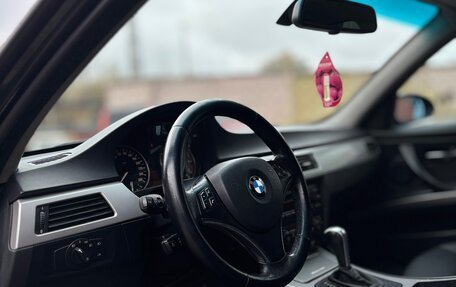 BMW 3 серия, 2006 год, 630 000 рублей, 11 фотография