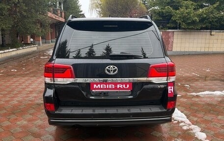 Toyota Land Cruiser 200, 2017 год, 5 600 000 рублей, 5 фотография