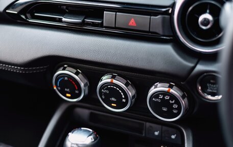 Mazda Roadster IV (ND), 2022 год, 1 800 000 рублей, 18 фотография