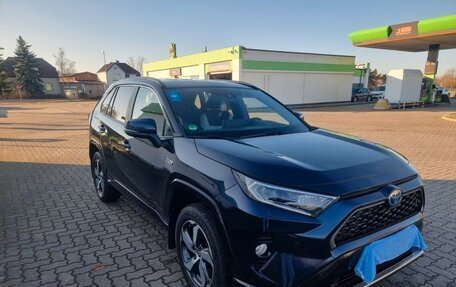 Toyota RAV4, 2021 год, 3 000 000 рублей, 6 фотография
