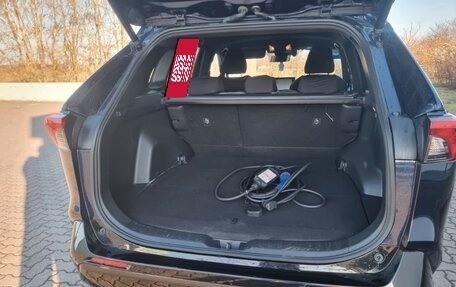 Toyota RAV4, 2021 год, 3 000 000 рублей, 9 фотография