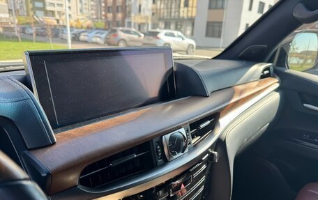 Lexus LX III, 2017 год, 7 450 000 рублей, 15 фотография