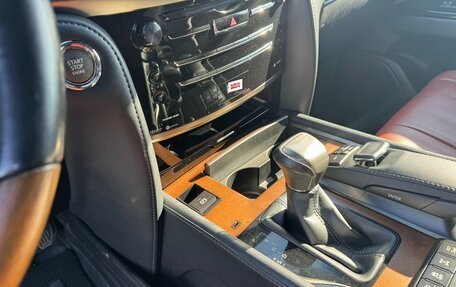 Lexus LX III, 2017 год, 7 450 000 рублей, 13 фотография