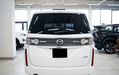 Mazda Biante, 2016 год, 1 940 000 рублей, 5 фотография