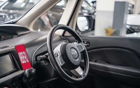 Mazda Biante, 2016 год, 1 940 000 рублей, 18 фотография