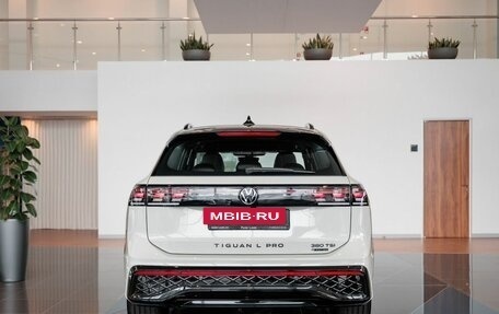 Volkswagen Tiguan, 2026 год, 4 950 000 рублей, 4 фотография