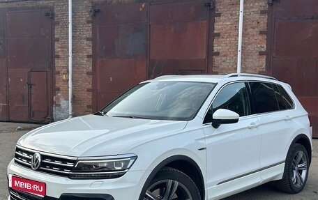Volkswagen Tiguan II, 2020 год, 3 900 000 рублей, 1 фотография