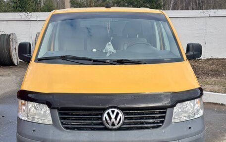 Volkswagen Transporter T5 рестайлинг, 2008 год, 880 000 рублей, 1 фотография