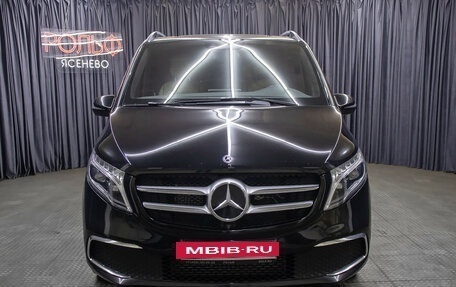 Mercedes-Benz V-Класс, 2021 год, 7 998 000 рублей, 2 фотография