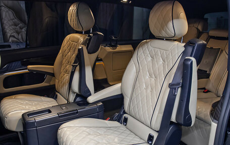 Mercedes-Benz V-Класс, 2021 год, 7 998 000 рублей, 12 фотография