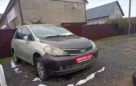 Nissan Tiida, 2005 год, 130 000 рублей, 2 фотография