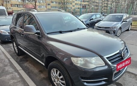 Volkswagen Touareg III, 2008 год, 1 350 000 рублей, 2 фотография