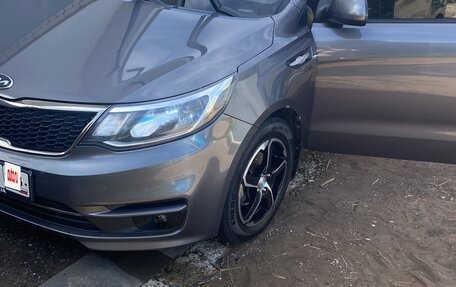 KIA Rio III рестайлинг, 2016 год, 885 000 рублей, 7 фотография