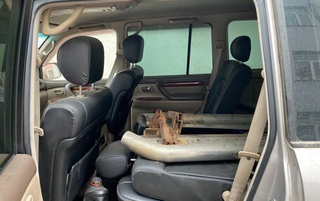 Toyota Land Cruiser 100 рестайлинг 2, 2000 год, 1 100 000 рублей, 7 фотография