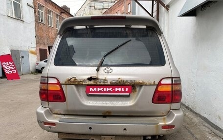 Toyota Land Cruiser 100 рестайлинг 2, 2000 год, 1 100 000 рублей, 4 фотография