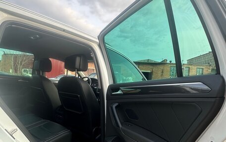 Volkswagen Tiguan II, 2020 год, 3 900 000 рублей, 19 фотография