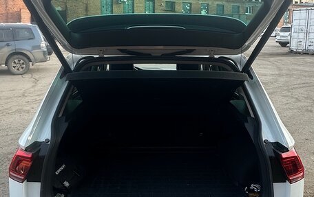 Volkswagen Tiguan II, 2020 год, 3 900 000 рублей, 21 фотография