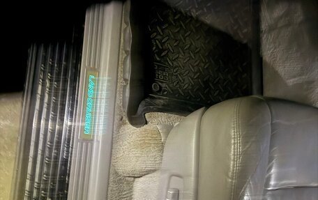 Toyota Land Cruiser 100 рестайлинг 2, 2007 год, 2 290 000 рублей, 8 фотография