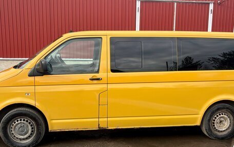 Volkswagen Transporter T5 рестайлинг, 2008 год, 880 000 рублей, 3 фотография