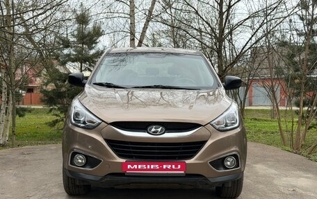 Hyundai ix35 I рестайлинг, 2014 год, 1 570 000 рублей, 2 фотография