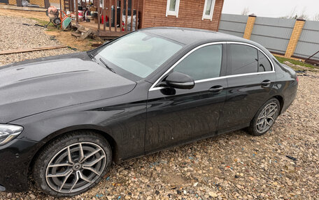 Mercedes-Benz E-Класс, 2021 год, 3 690 000 рублей, 10 фотография