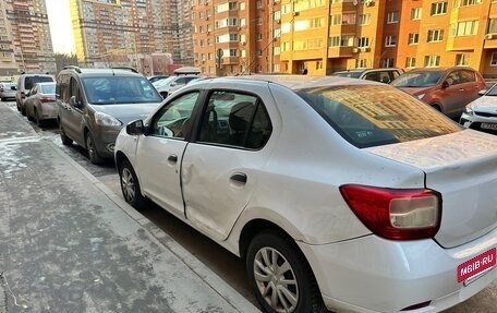 Renault Logan II, 2018 год, 300 000 рублей, 6 фотография