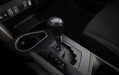 Toyota RAV4, 2015 год, 2 099 000 рублей, 15 фотография