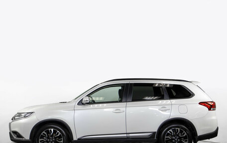 Mitsubishi Outlander III рестайлинг 3, 2022 год, 2 578 000 рублей, 6 фотография