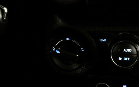 Toyota Hilux VIII, 2022 год, 4 499 000 рублей, 17 фотография