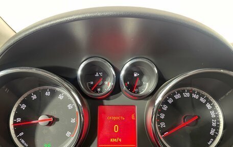 Opel Astra J, 2013 год, 1 000 000 рублей, 15 фотография