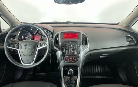 Opel Astra J, 2013 год, 1 000 000 рублей, 10 фотография