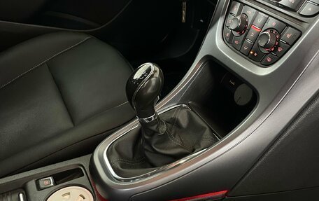 Opel Astra J, 2013 год, 1 000 000 рублей, 18 фотография