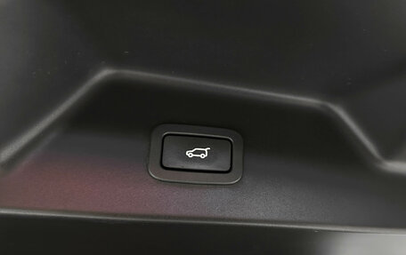 Land Rover Range Rover IV рестайлинг, 2013 год, 3 797 000 рублей, 15 фотография