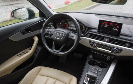 Audi A4, 2019 год, 2 299 000 рублей, 11 фотография