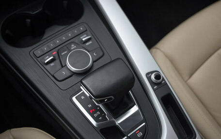Audi A4, 2019 год, 2 299 000 рублей, 18 фотография
