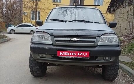 Chevrolet Niva I рестайлинг, 2005 год, 370 000 рублей, 1 фотография