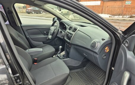 Renault Sandero II рестайлинг, 2015 год, 755 000 рублей, 11 фотография