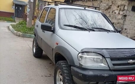 Chevrolet Niva I рестайлинг, 2005 год, 370 000 рублей, 2 фотография