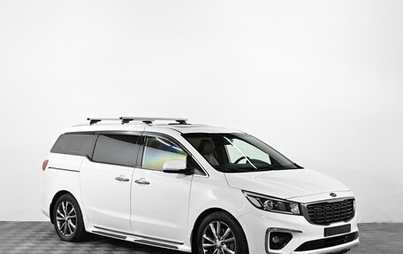 KIA Carnival III, 2018 год, 2 599 000 рублей, 2 фотография