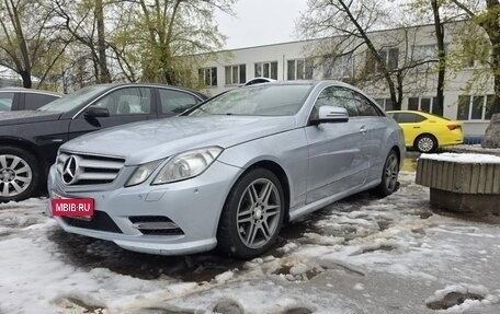 Mercedes-Benz E-Класс, 2013 год, 1 675 000 рублей, 2 фотография