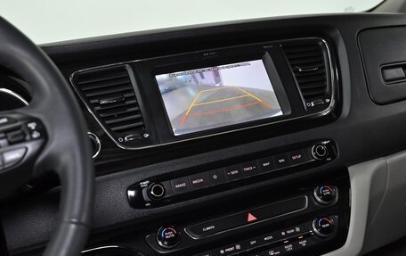 KIA Carnival III, 2018 год, 2 599 000 рублей, 8 фотография