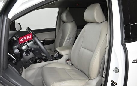 KIA Carnival III, 2018 год, 2 599 000 рублей, 16 фотография