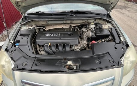 Toyota Avensis III рестайлинг, 2006 год, 750 000 рублей, 4 фотография