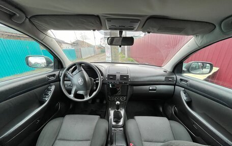 Toyota Avensis III рестайлинг, 2006 год, 750 000 рублей, 5 фотография