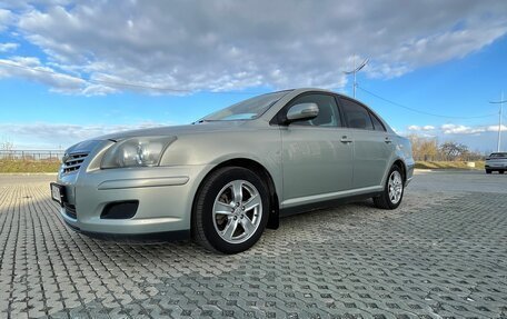 Toyota Avensis III рестайлинг, 2006 год, 750 000 рублей, 10 фотография