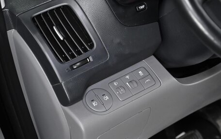 Hyundai H-1 II рестайлинг, 2019 год, 2 599 000 рублей, 10 фотография