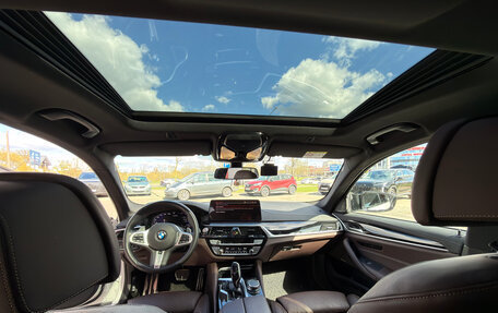 BMW 5 серия, 2022 год, 3 927 420 рублей, 11 фотография